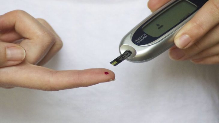 Cukrovka měření glukometr